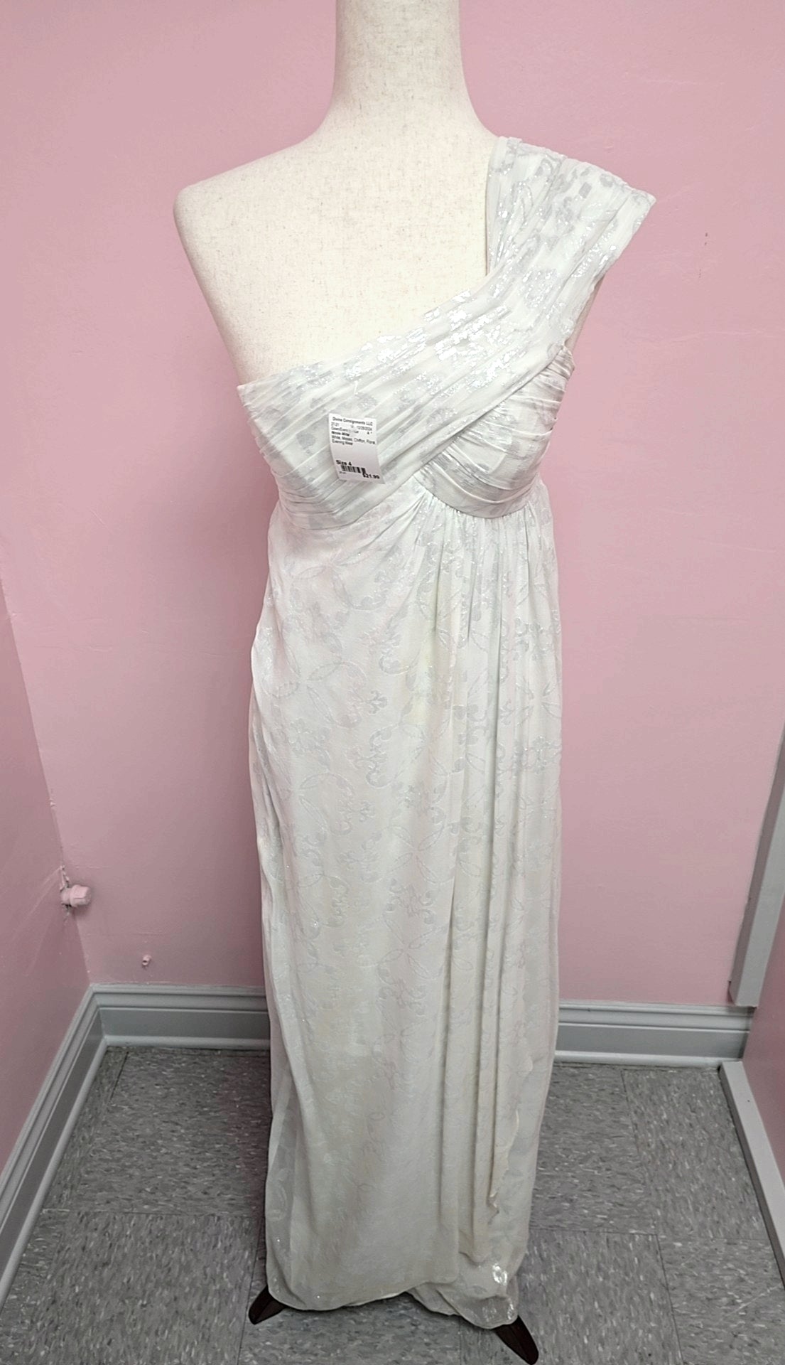 Size 4 Nicole Miller Gown/Evening Wear