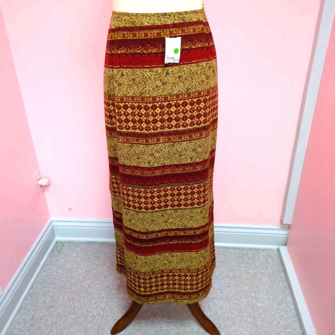 Size XL Studio Skirt