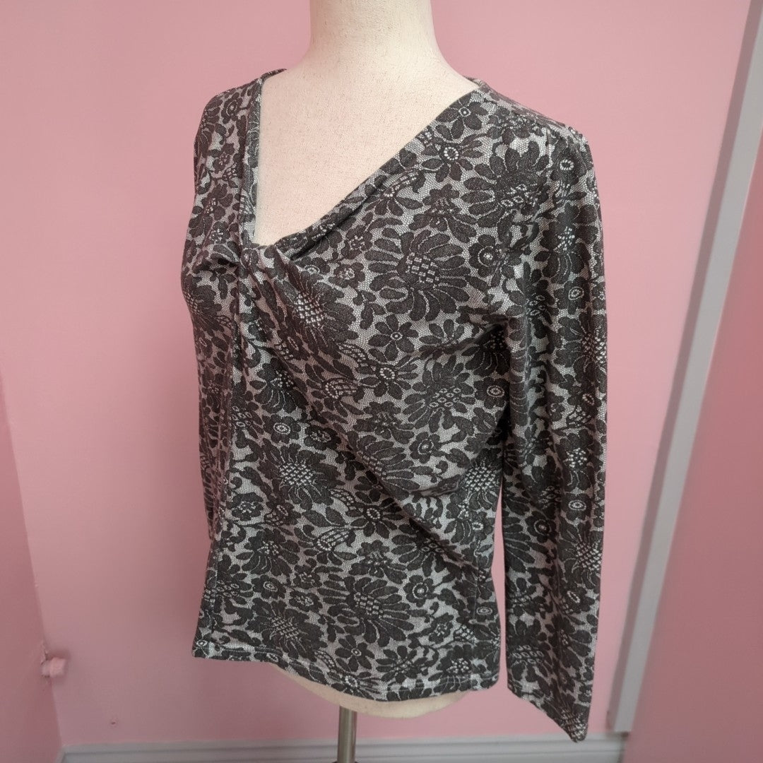 Size M Liz Claiborn Blouse