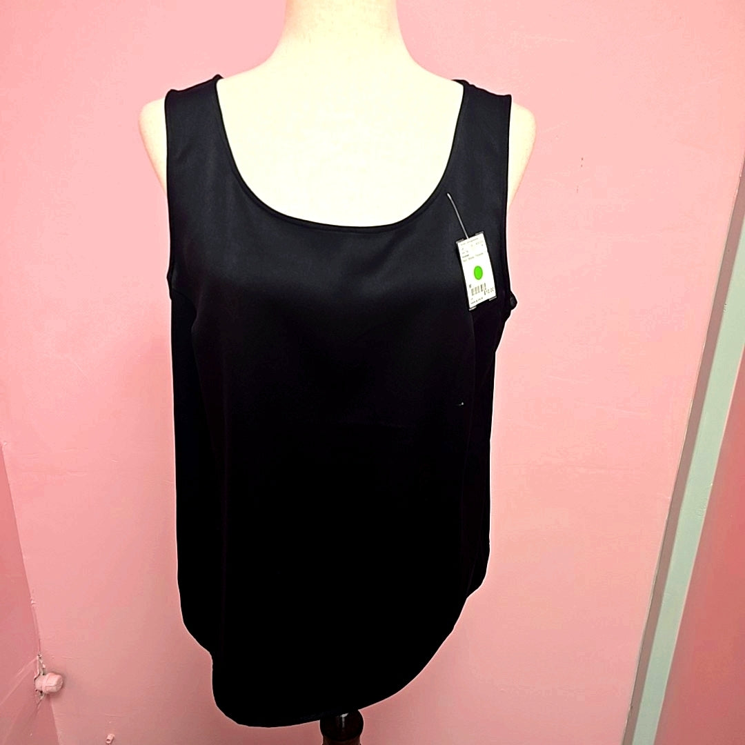 Size M Anywear Tank Top