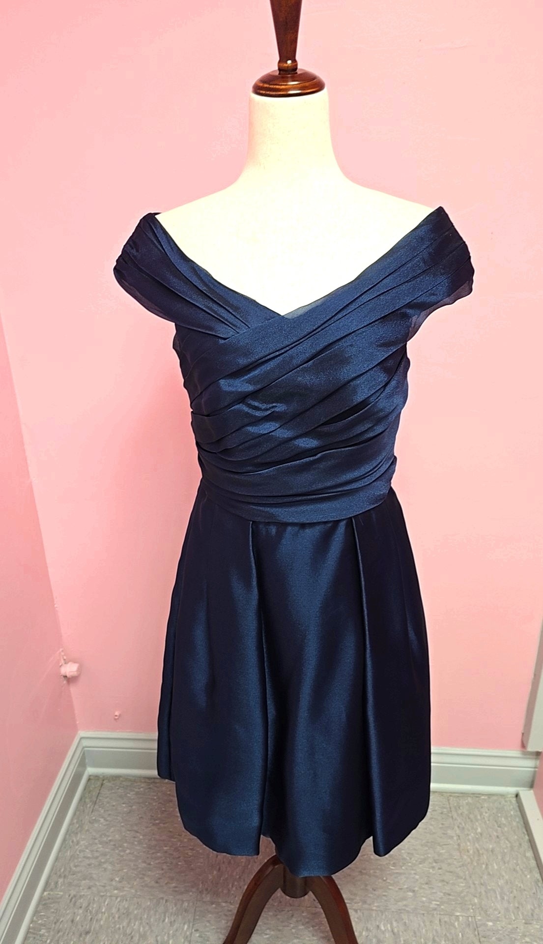 Size 8 Theia Dress